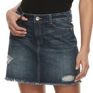 Rewatch juniors distressed Denim fringe Mini Skirt size 3